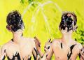<strong>Golden Fountain (after Bruce Nauman)</strong> Acrylic on canvas, 100 x 140 cm, 2009